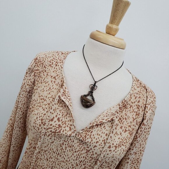 Simply Vera Vera Wang Womens Pleated Split Neck Top Blouse Plus Size 2XL Beige - Picture 5 of 15